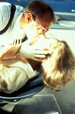 The Dentist 1996 Movie Image 1