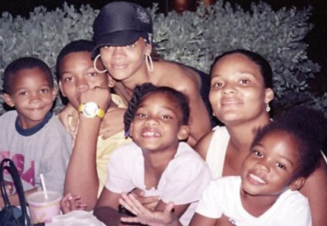 Kandy Fenty Age, Husband, Parents| Half-Sister Of Rihanna