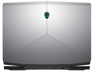 M17 AWm17-7667SLV Gaming Laptop Review