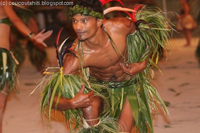 Kohutini dans un gracieux Hakapahaka.