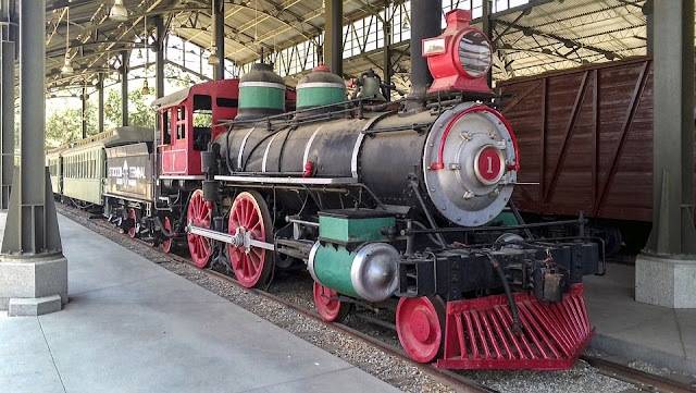 Image: Steam Locomotive, by ID 466654 on Pixabay