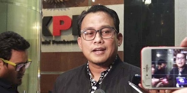 KPK Cegah 4 Tersangka Suap Banprov Tulungagung ke Luar Negeri
