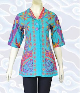 Model Baju Batik Kantor untuk Wanita Terbaru