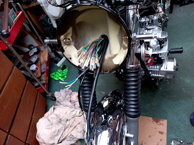 Honda CB500K1 wiring inside headlight shell