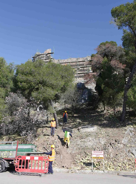 Σε εξέλιξη η στερέωση των τειχών του Κάστρου της Λαμίας