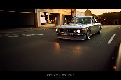 BMW E9 Rebaixada + Rodas BBS