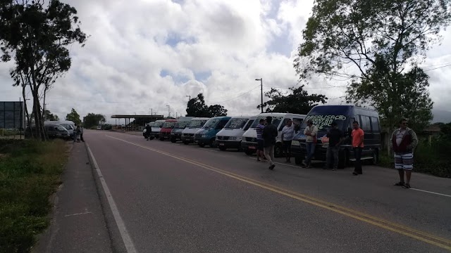 TRANSPORTADORES ALTERNATIVOS FAZEM GREVE EM PERNAMBUCO CONTRA DECRETO PRESIDENCIAL