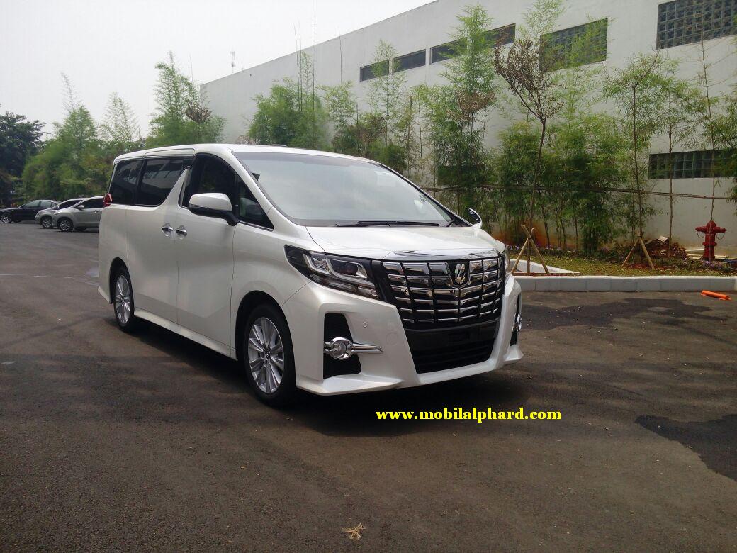 Mobil Alphard CBU SC 2017 Mobil Alphard Baru