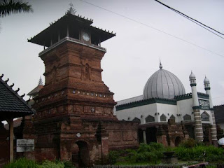  Indonesia kembali mengalami proses akulturasi yang melahirkan kebudayaan gres yaitu kebud √ Pengaruh Kebudayaan Islam di Indonesia