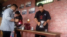 East Indische coffe: Seorang Barista Harus Menguasai Metode 