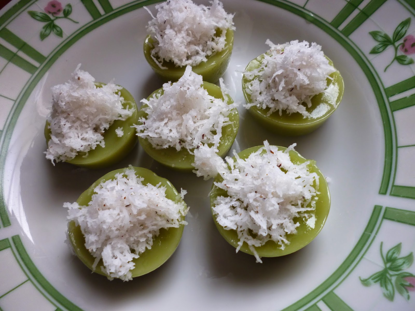 Memori Dari Lensaku!.: Kuih Lompang Pandan.