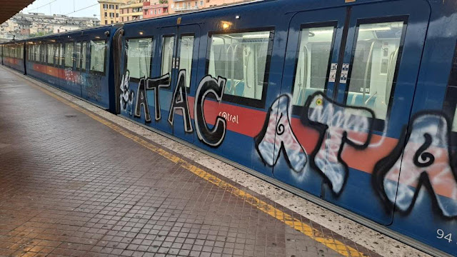 Metromare: vandalizzato il treno revampizzato