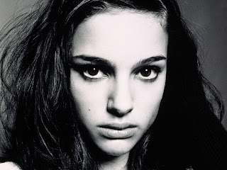 free unwatermarked wallpapers of Natalie Portman at Fullwalls.blogspot.com