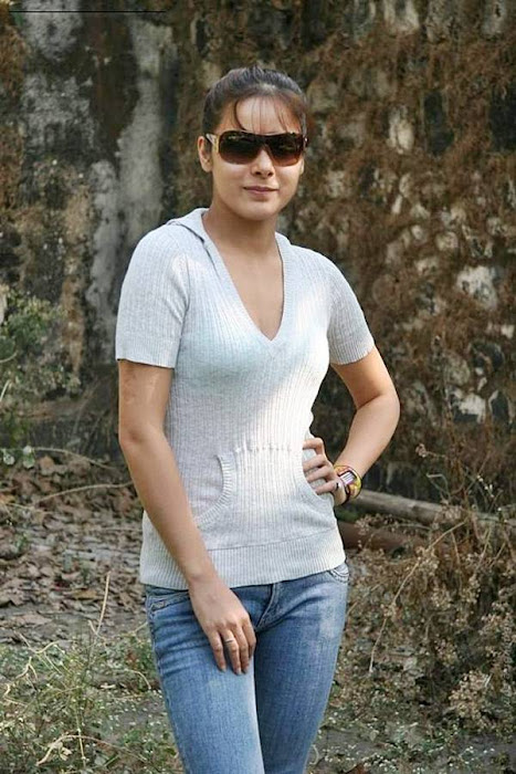 udita goswami unseen pics