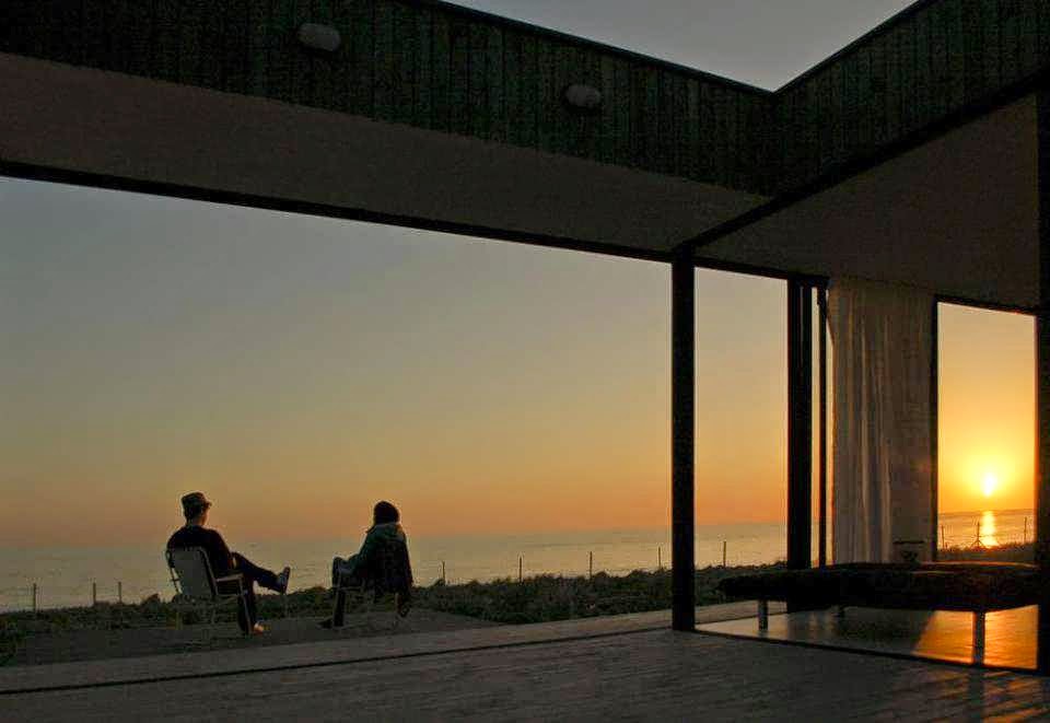 House of Casa Beach Minimalist Design Very Nice for Vacation on the Coast of Chile