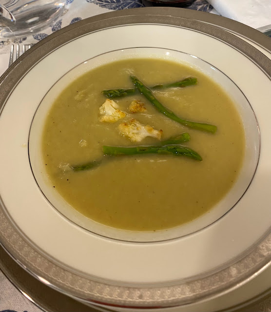 soup, asparagus and cauliflower soup