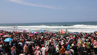 Tradisi Budaya Sedekah Laut Kertojayan