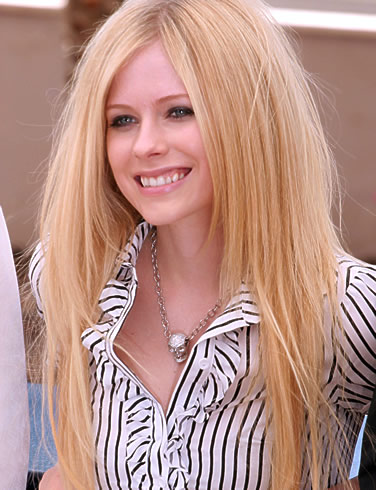avril lavigne makeup. Avril Lavigne Makeup