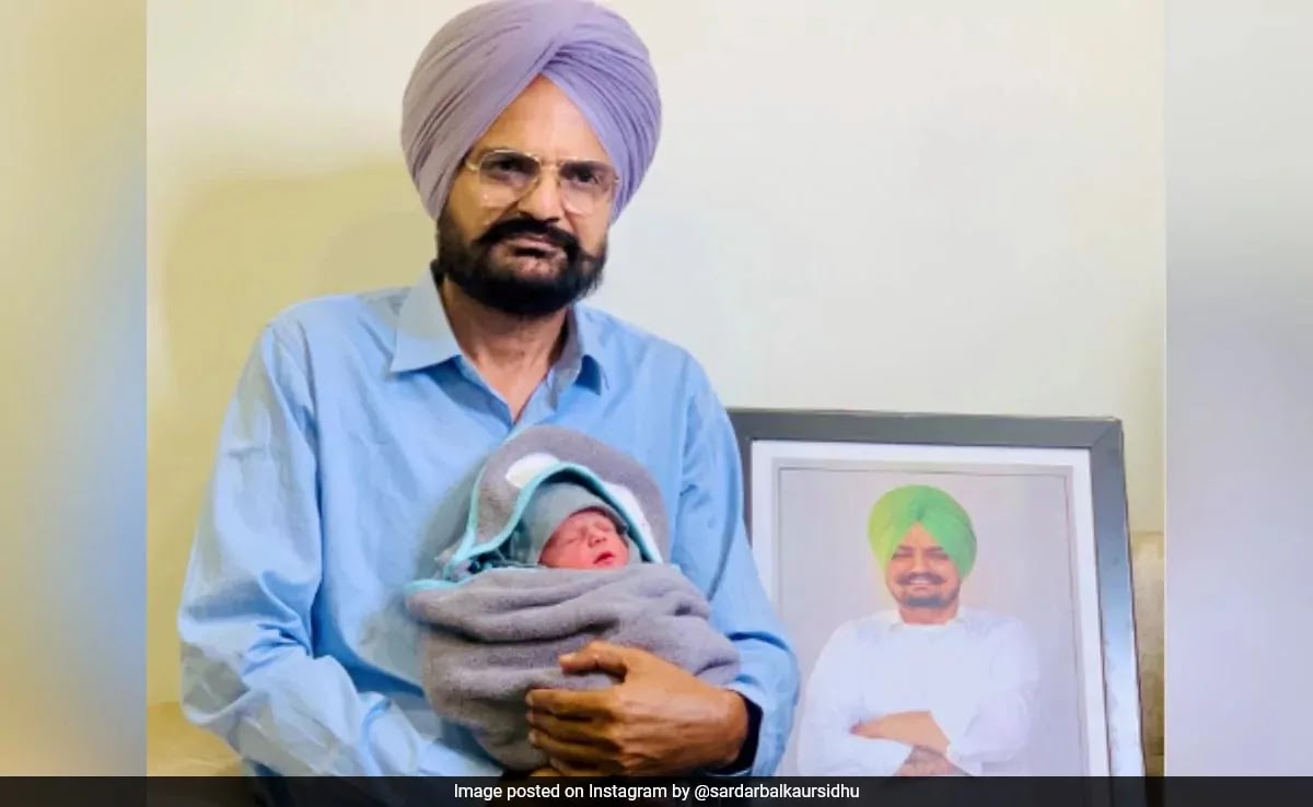 Sidhu Moosewalas Parents Welcome Newborn Son A Joyous Occasion