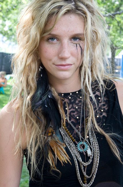 kesha sebert hairstyle. Kesha+rose+sebert+bikini