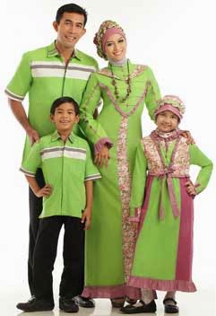 10 Model Baju Muslim Keluarga Paling Populer