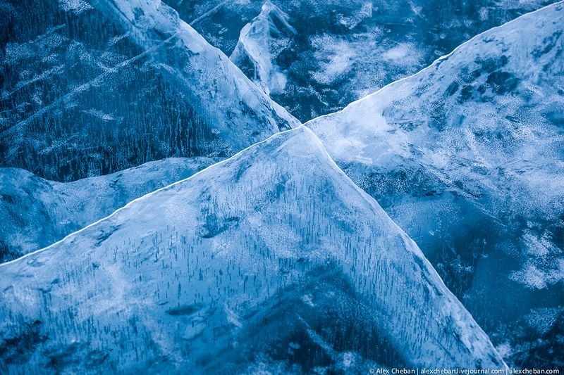 lake-baikal-ice-6