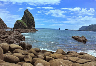 Pantai Payangan (Payangan Beach)