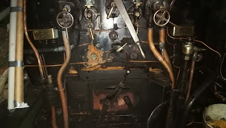 LNER B12 Cab Controls - Regulator, Firehole, Injectors