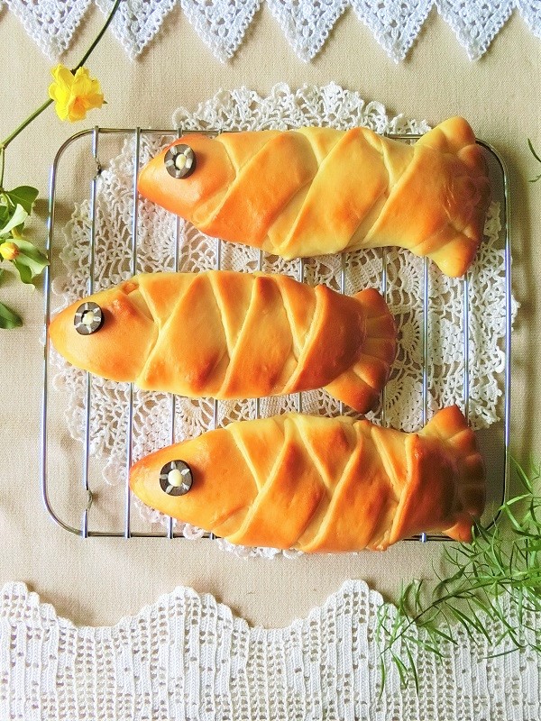 Bon Bon Art Cooking レシピ かわいいお魚の形のツナチーズパン 工程写真付き