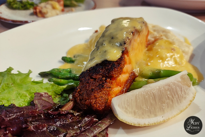 Nono's Salmon Hollandaise Flat White Coffee at Nono's Nono's Comfort Food Kitchen and Bakery in Robinsons Antipolo City Philippines Blog Review by YedyLicious Manila Best Food Blog of Hiedi Lyn Yedy Calaguas