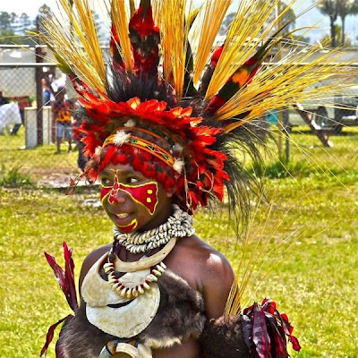 Modern Life Of Papuans Seen On www.coolpicturegallery.us