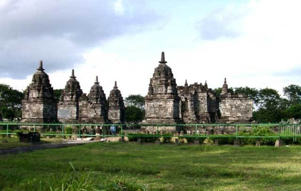 Candi Peninggalan Agama Budha