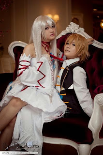 Celine and Melisa cosplay for Pandora Hearts