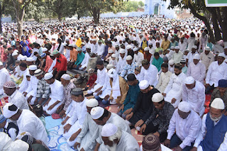 जौनपुर: जिले में धूमधाम से मनाया गया ईद का पर्व, मांगी गई दुआएं  | #NayaSaveraNetwork