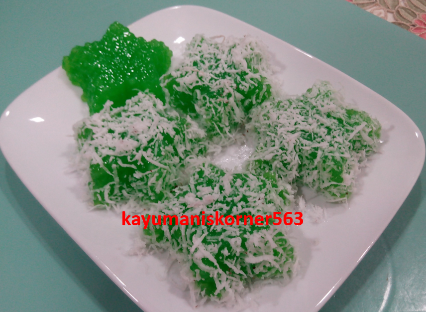 Kayumaniskorner563: Kuih sagu hijau pandan