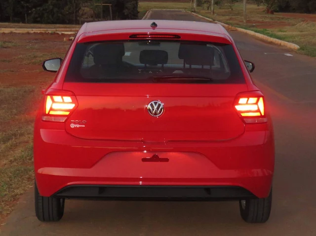 Volkswagen Polo 2018 - traseira