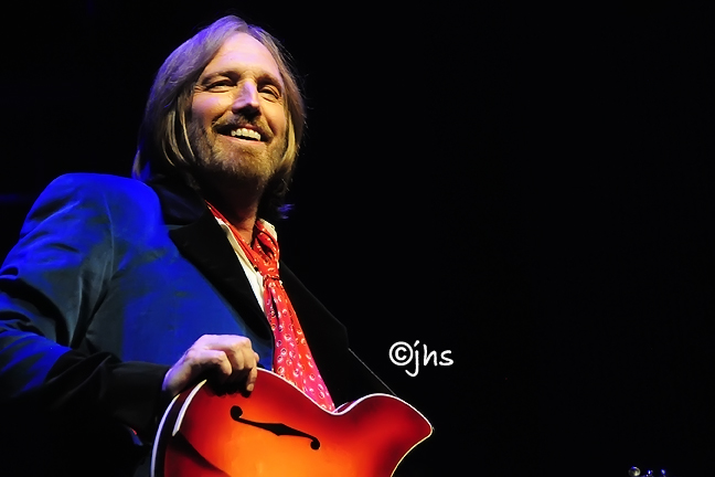 tom petty. Tom Petty Mojo Tour Makes