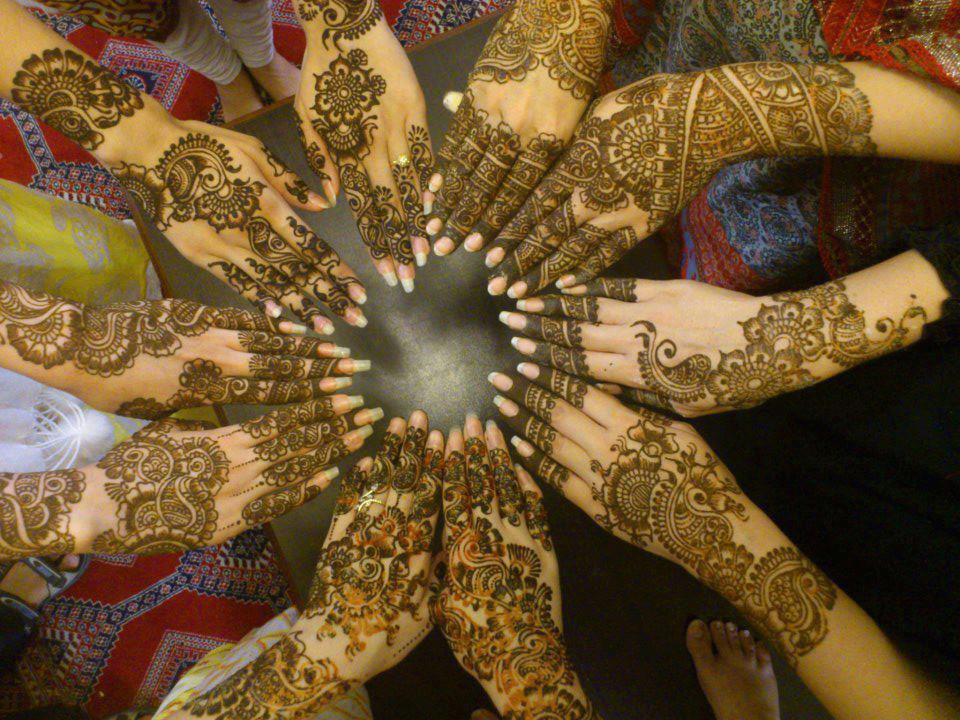 Fashion Ki Dunia: Latest Eid Ul Fitr Mehndi Designs 2013 