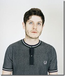 Iwan-iwan-rheon-17785238-361-421