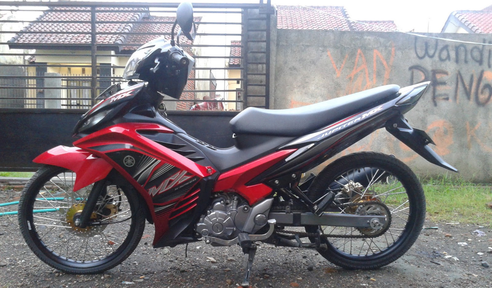 Download 97 Foto Modifikasi Motor Jupiter Mx 2013 Terkeren