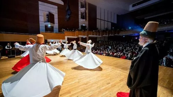 İzmir'de Mevlana Celaleddin-i Rumi anıldı