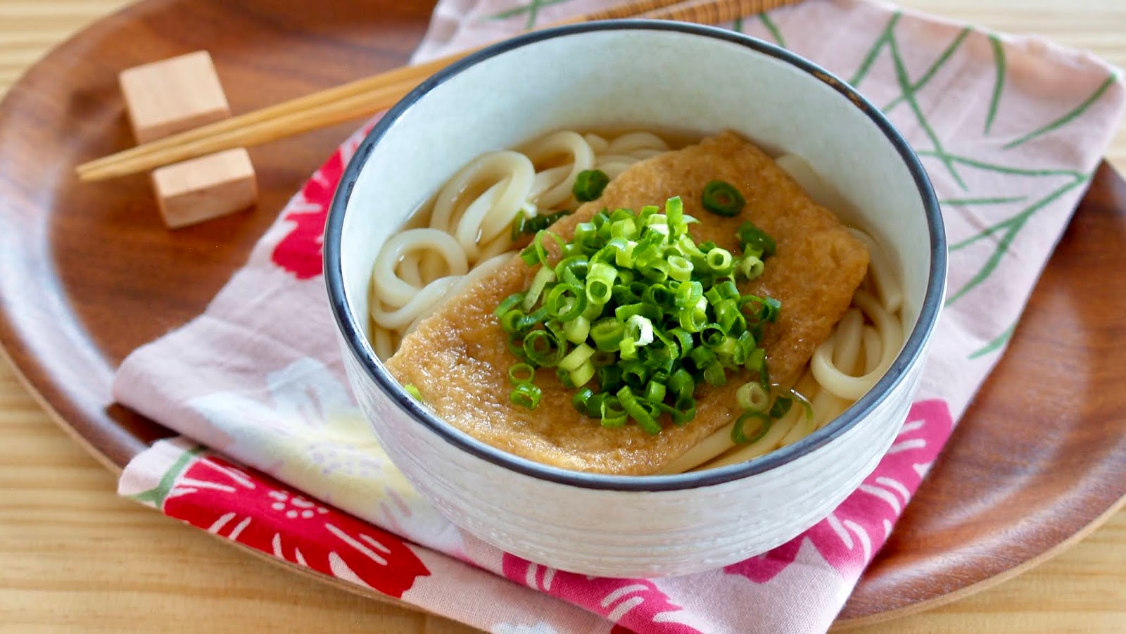 きつねうどん ふっくらジューシーな油揚げの甘辛煮 の作り方 英語料理 レシピ動画 Ochikeron Cooklabo 英語で簡単料理動画