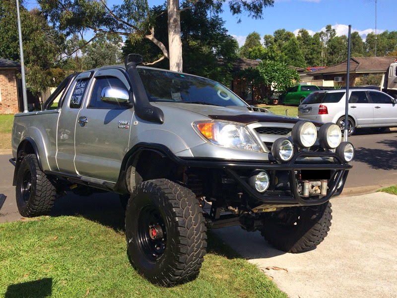 Galeri Foto Modifikasi  Mobil  Toyota Hilux  Pick Up Terbaru 