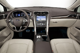 Interior view of 2017 Ford Fusion Energi