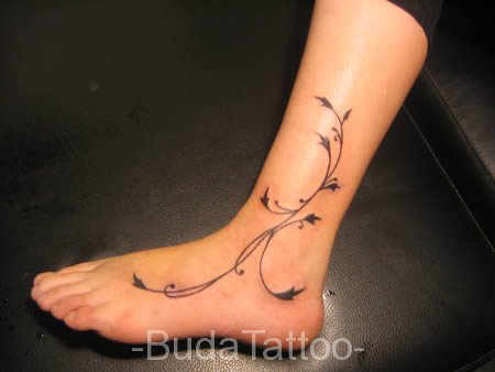 enredaderas tattoo. 25 Tattoo: Tatuajes de Flores