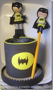 m_pot à crayon batman & son crayon à papier