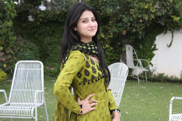 Fatima Mangi new pics 2013