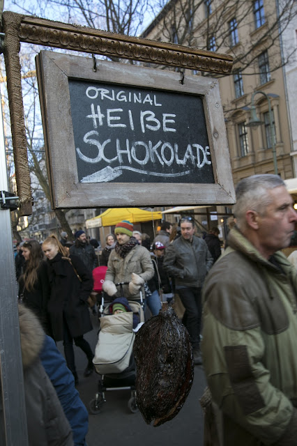 Mercato dei contadini a Kollwitz platz