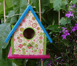 Vogelhäuschen 7 - verziert mit Decopatchpapier und Washi-Tape