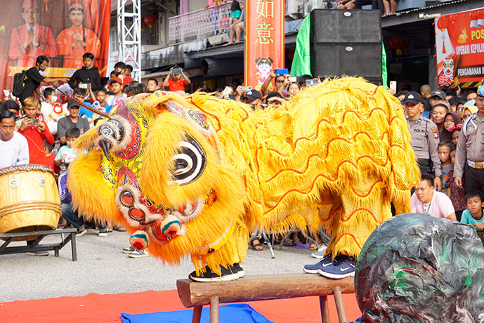 Ribuah Pengunjung Banjiri Perayaan Cap Go Meh Sanggau 2023